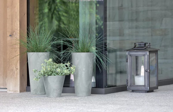 Doniczka  TUBUS SLIM BETON EFFECT - antracyt